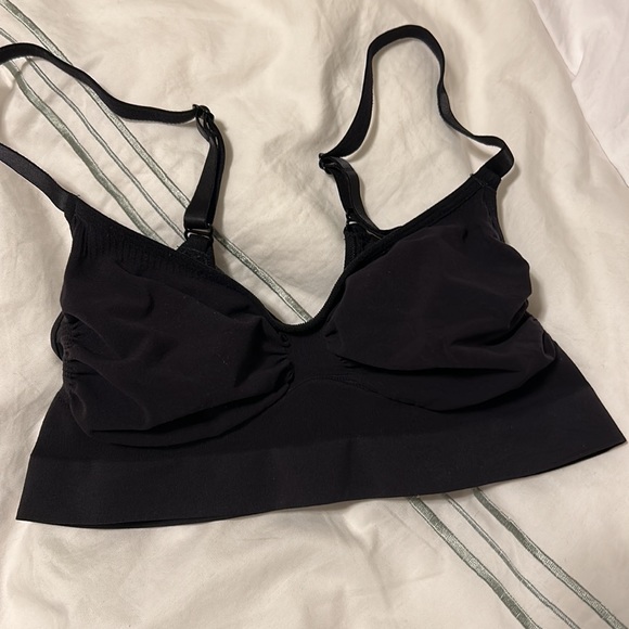 SKIMS SCULPTING BRALETTE. Size L/XL - Picture 2 of 6